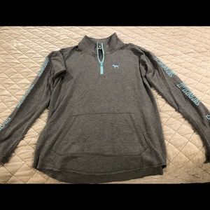 Zip sweatshirt